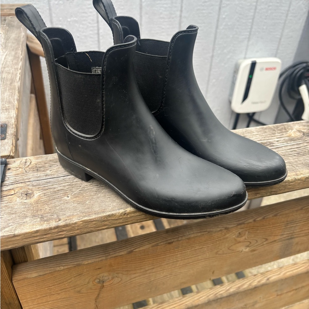 Black Ankle Rain Boots